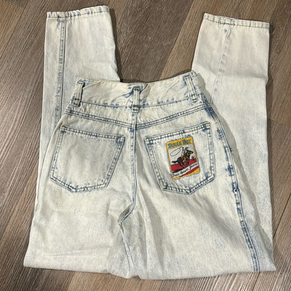 VTG Bugle Boy Lightwash Pleated Jeans
